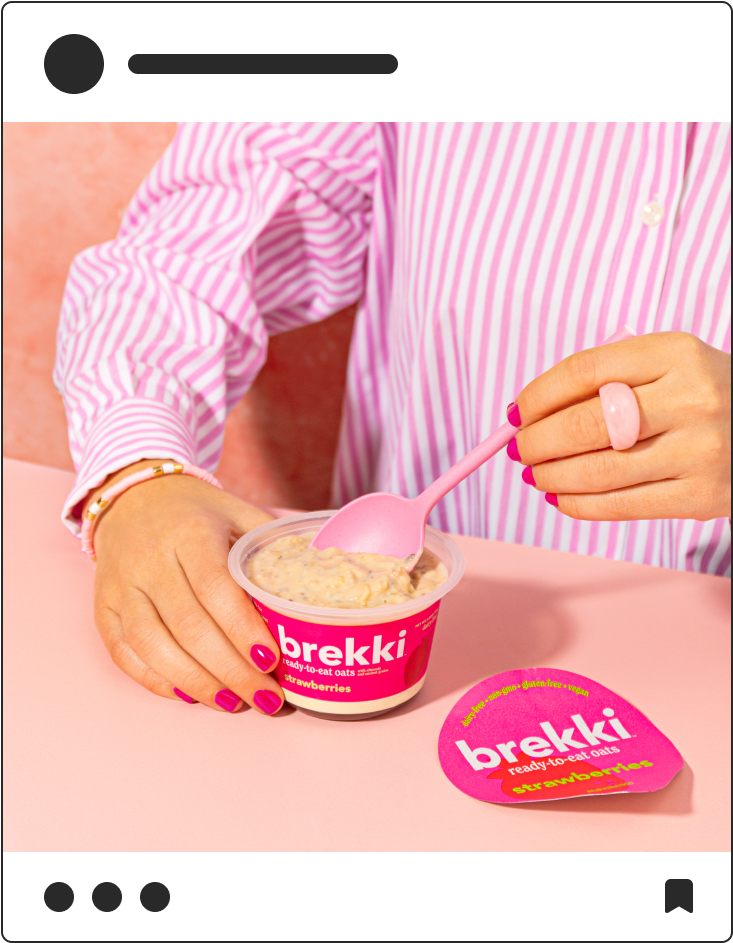 hands about to eat brekki